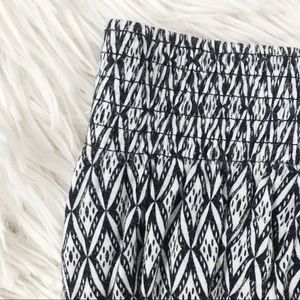 • cotton on joggers •